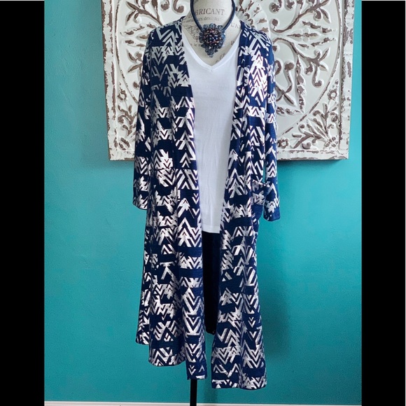 New LuLaRoe Long Knit Cardigan - Picture 3 of 5
